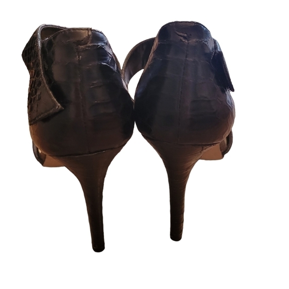 Vince Camuto Carlotte Assymetrical Heels Size 8 - Picture 4 of 8